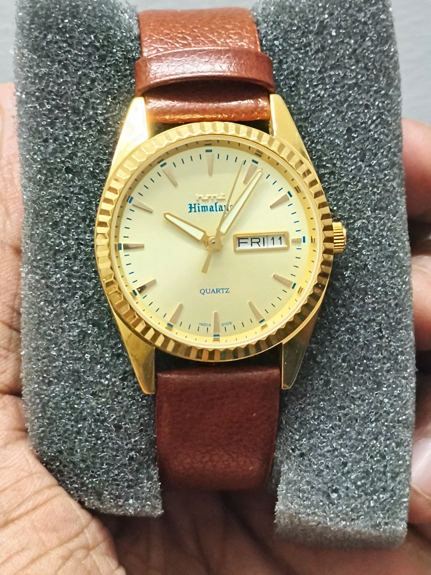 HMT Himalaya Quartz Gold Day Date Watch