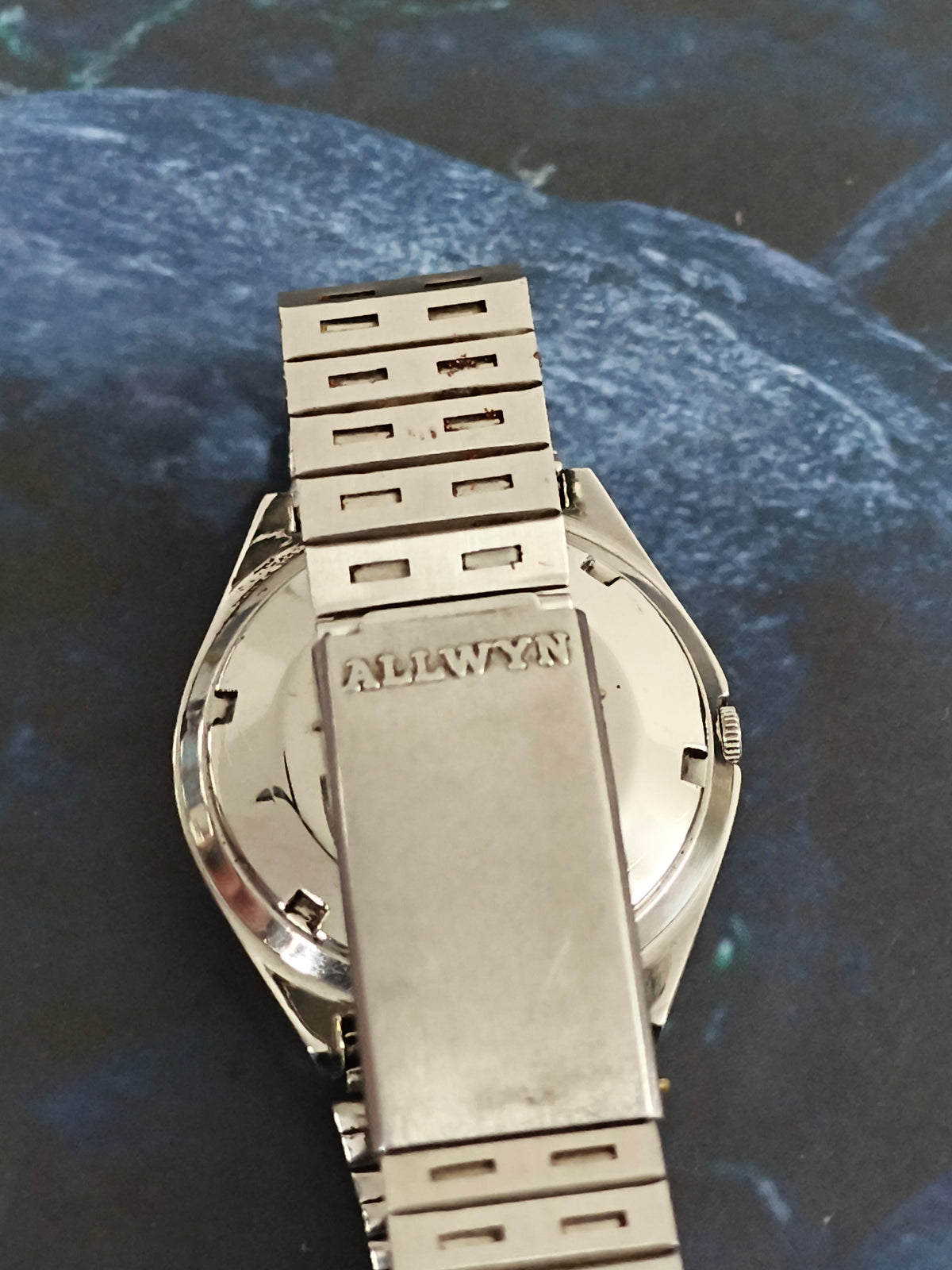 Allwyn Automatic Vintage Day Date Watch with a Gold-toned Dial