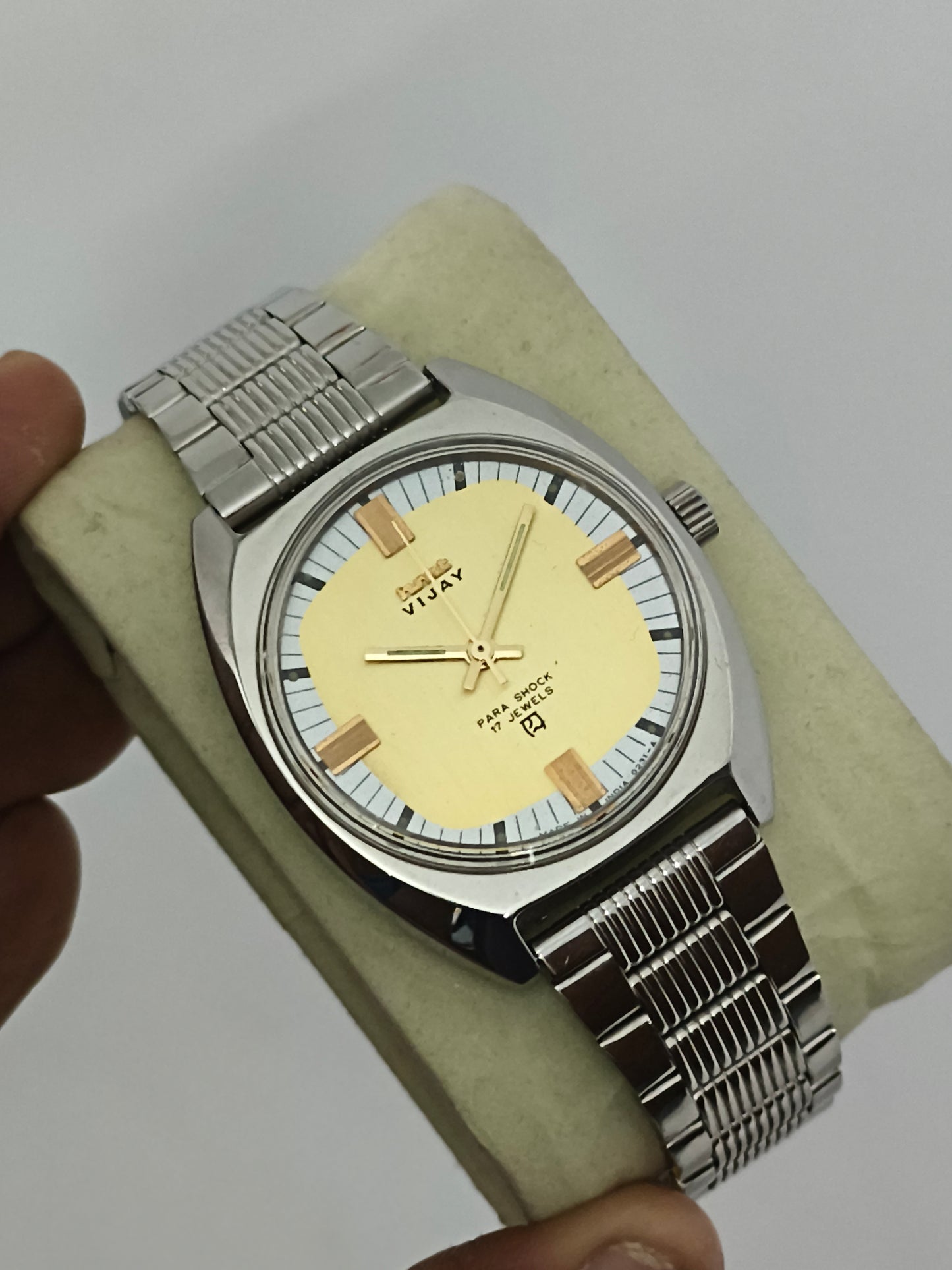 HMT Vijay Mechanical Yellow