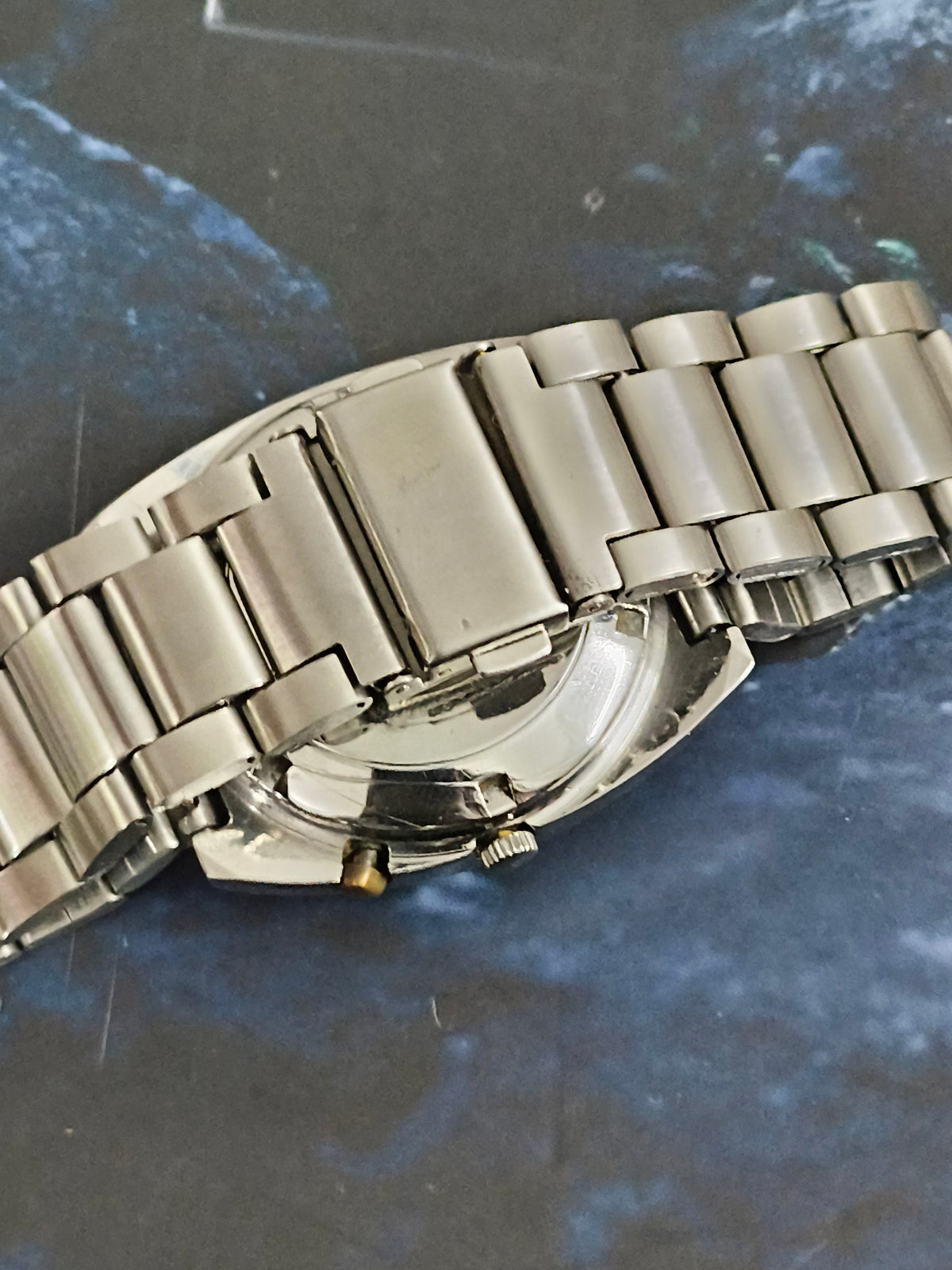 Ricoh Automatic Day Date Vintage Watch with a Blue Gradient Dial