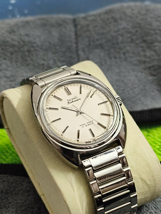 HMT Kohinoor Hand-wound Neo-vintage Watch with a White Dial