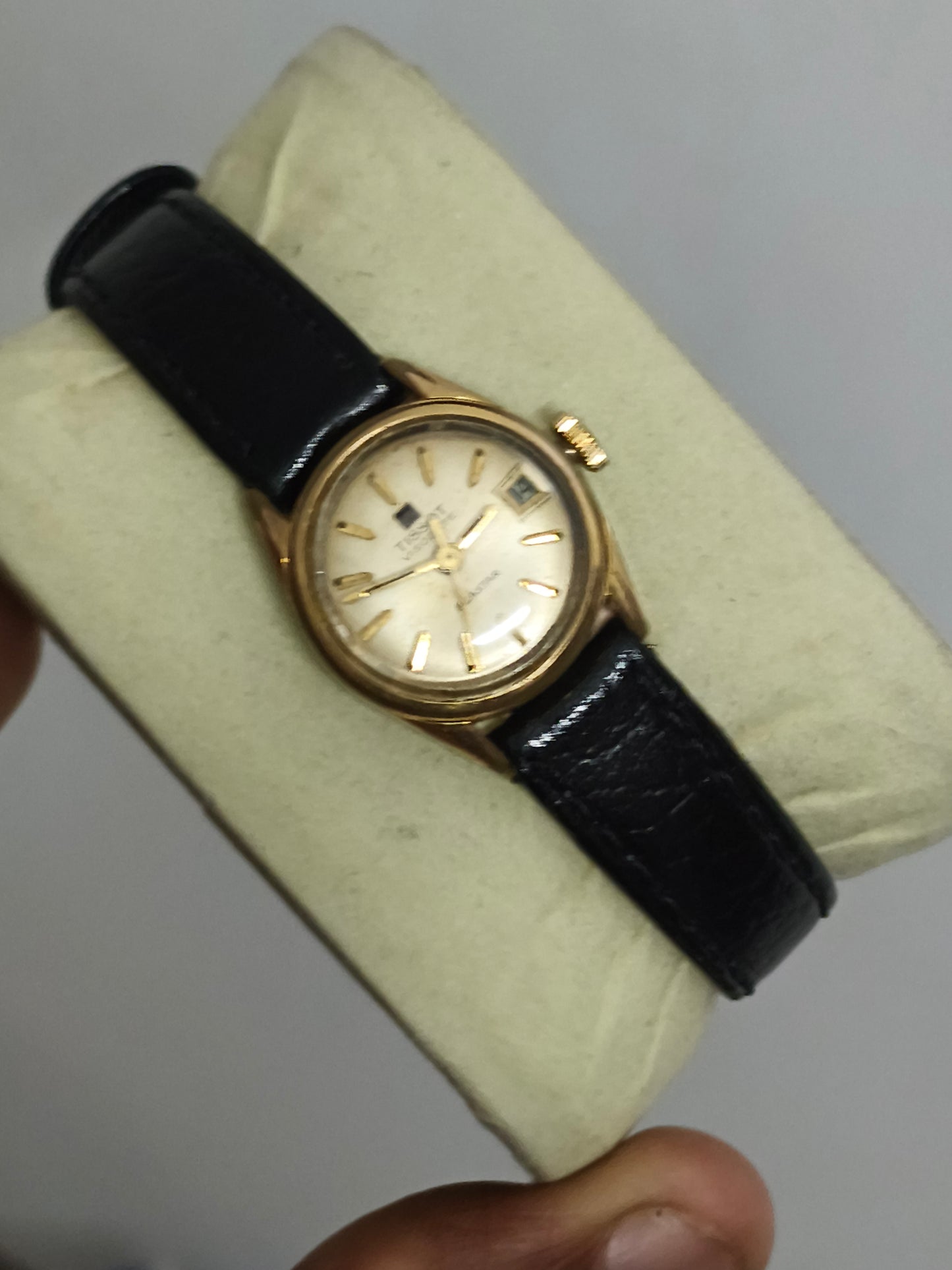 Tissot Swiss Made Hand-wound Vintage Watch for Women