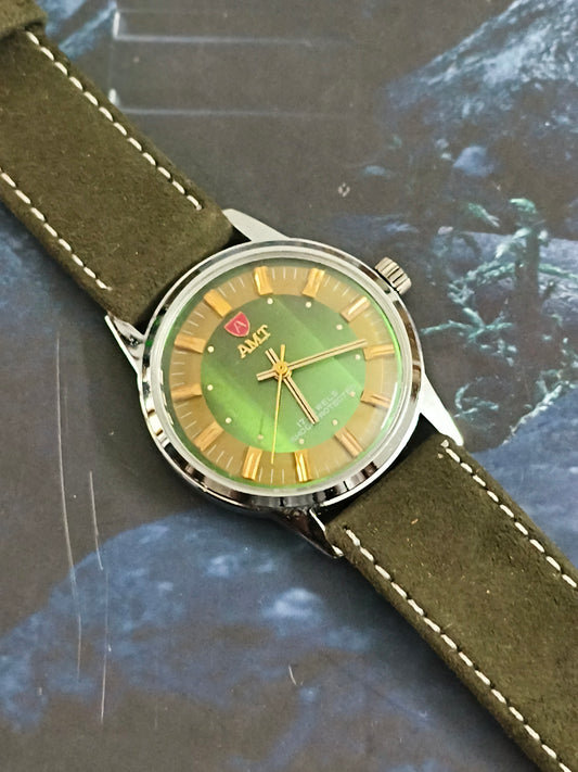 AMT Mechanical Hand-winding Vintage Watch with a Dual Tone Dial