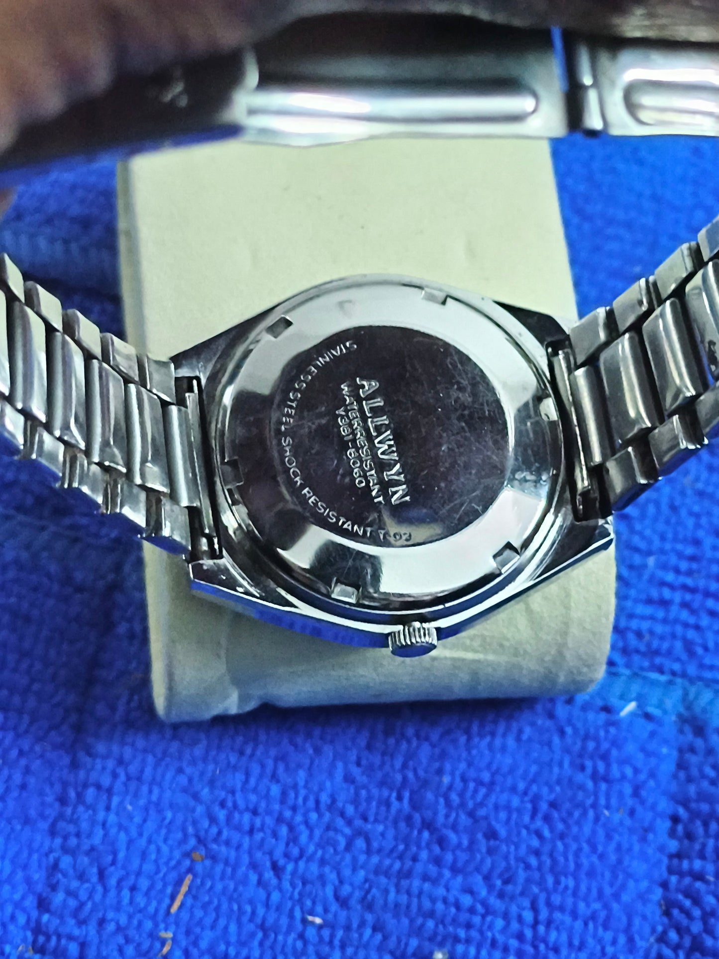 Allwyn Automatic Vintage Day Date Watch with Black Dial and Golden Indexes