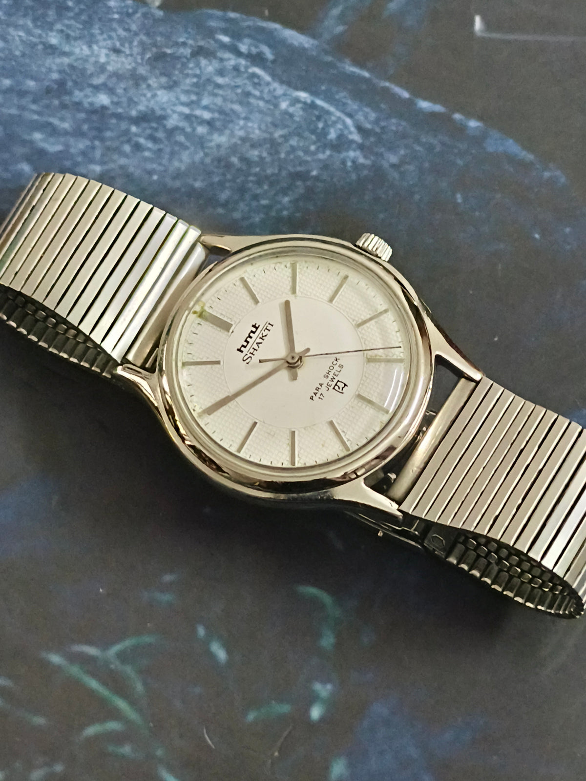 HMT Shakti Hand-wound Vintage Watch a White Dial