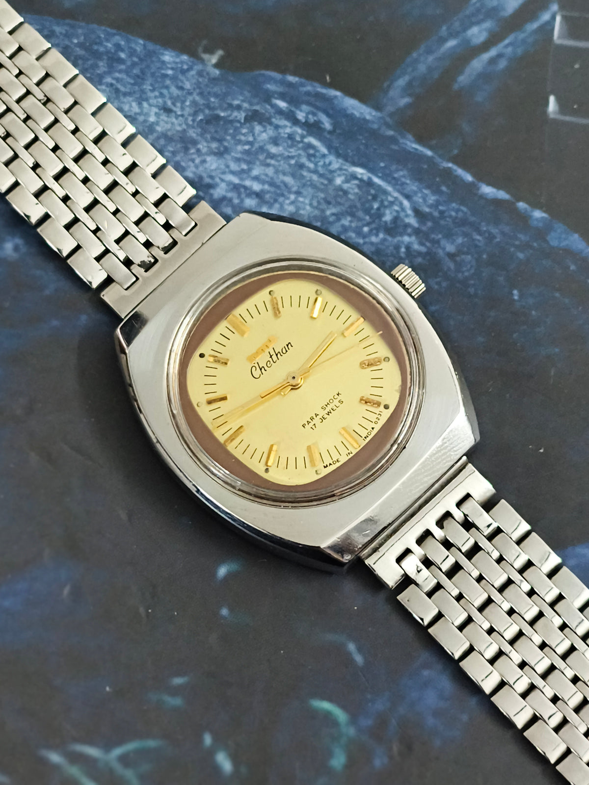 HMT Chetan Hand-wound Vintage Watch with a Champagne Dial