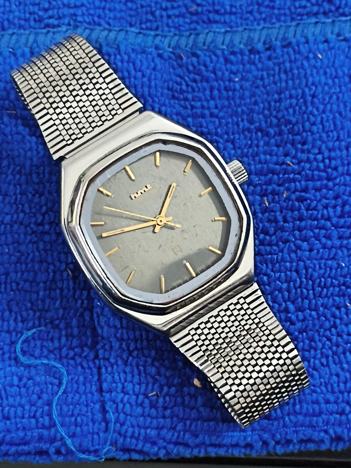 HMT Gautam Hand-wound Neo-Vintage Watch with a Grey Dial