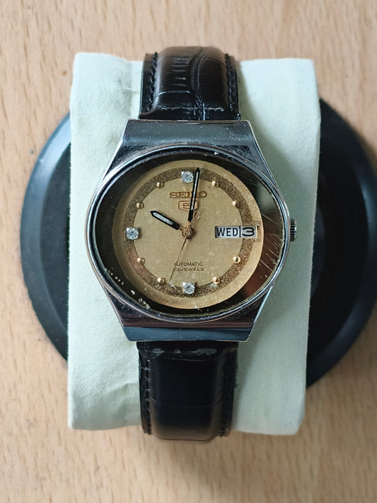 Seiko 5 Automatic Watch Oval