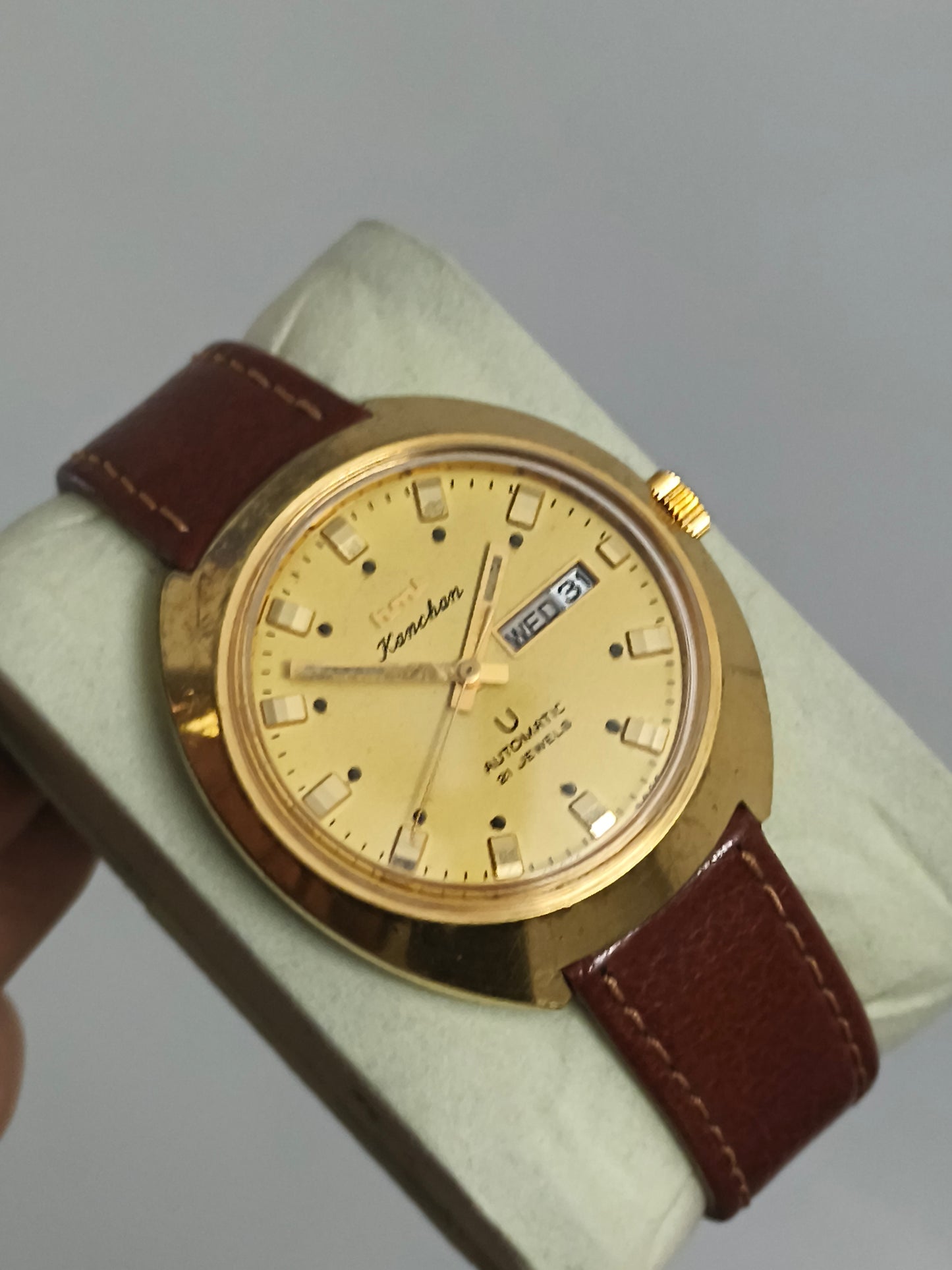HMT Kanchan Automatic Watch Gold-toned