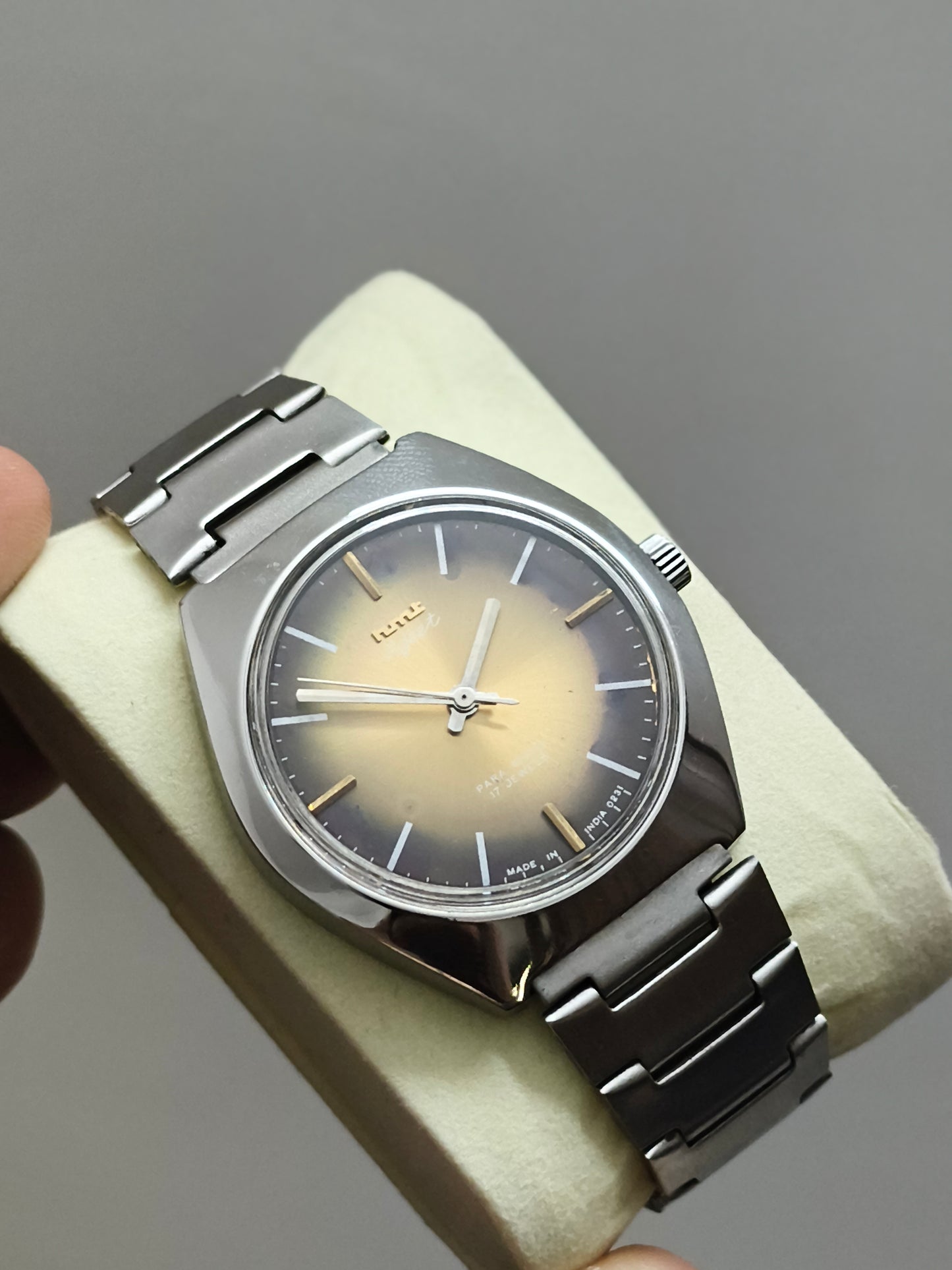 HMT Ajeet Hand-wound Mechanical Watch with Gradient Dial