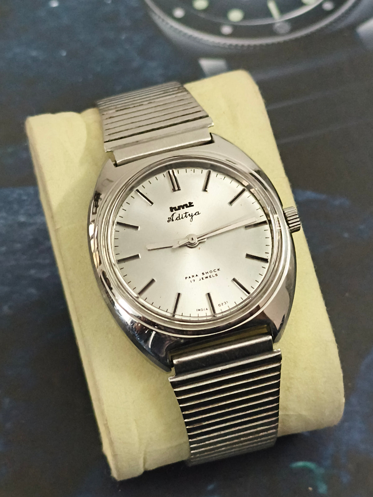 HMT Aditya Hand-wound Vintage Watch with a Silver-toned Dial