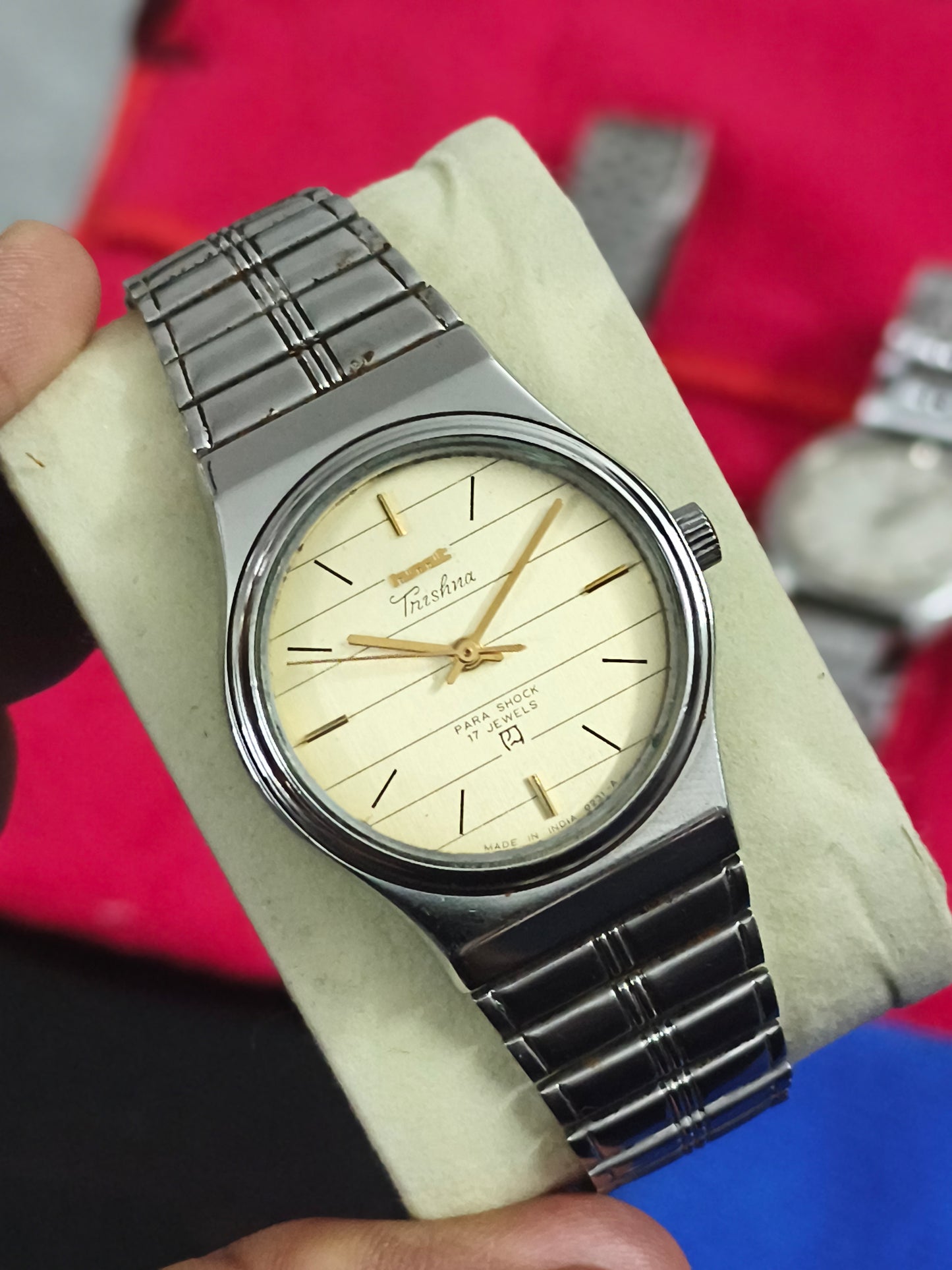 HMT Trishna Hand-wound Mechanical Watch with a Champagne Note-book Dial