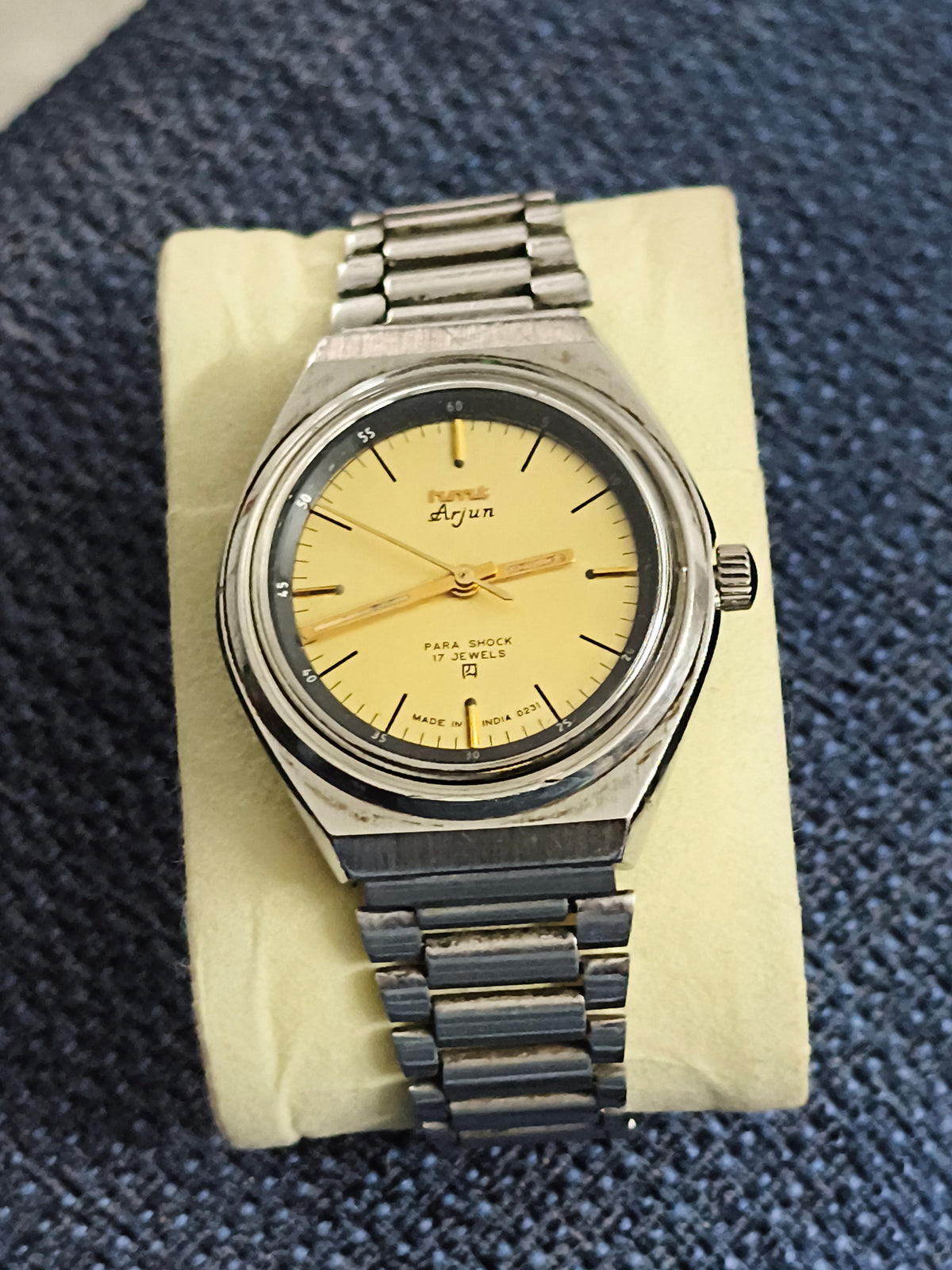 HMT Arjun Hand-wound Neo-Vintage Watch with a Black Dial