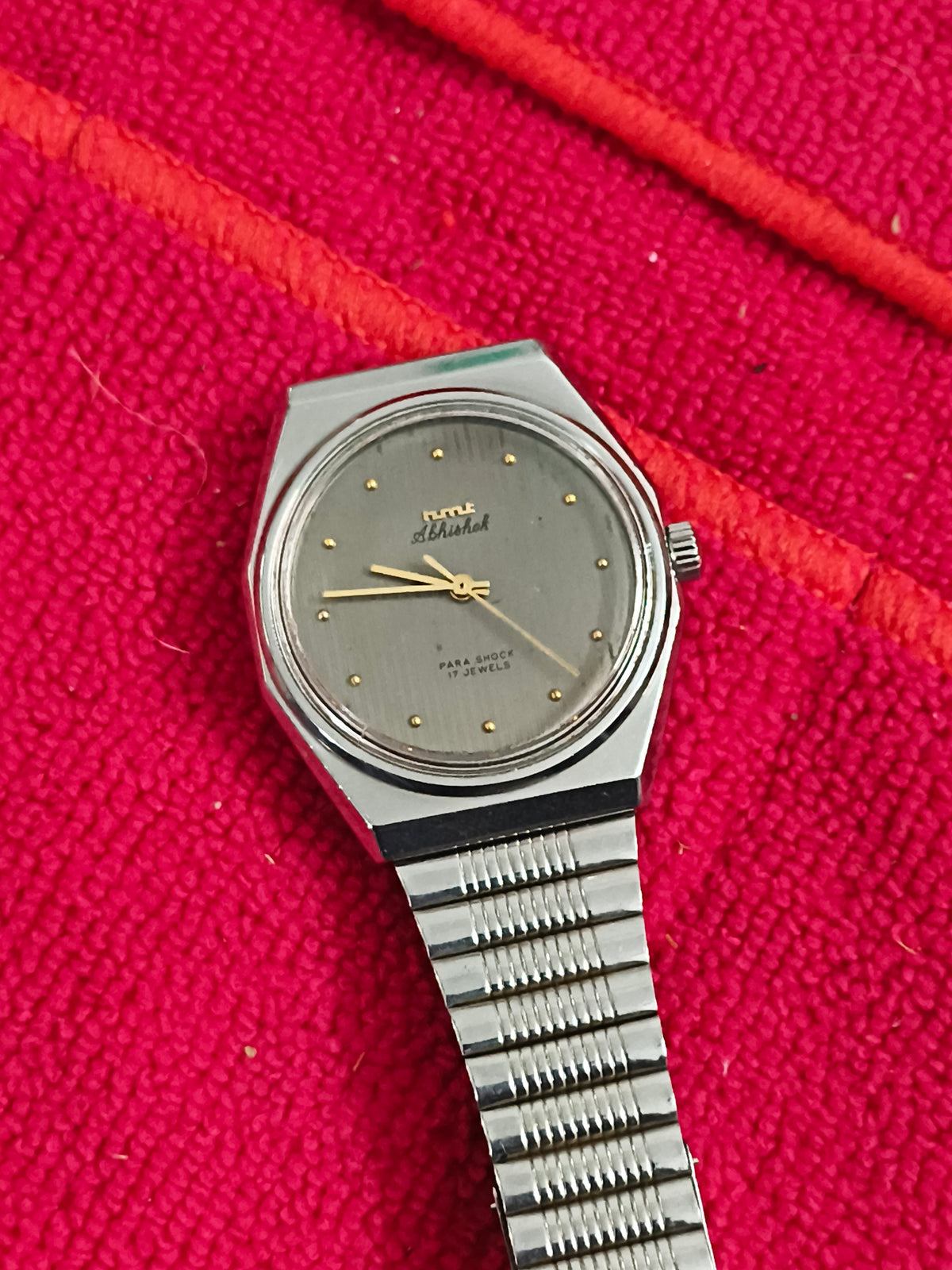 HMT Abhishek Hand-wound Vintage Watch with a Grey Vertical Stripes Dial