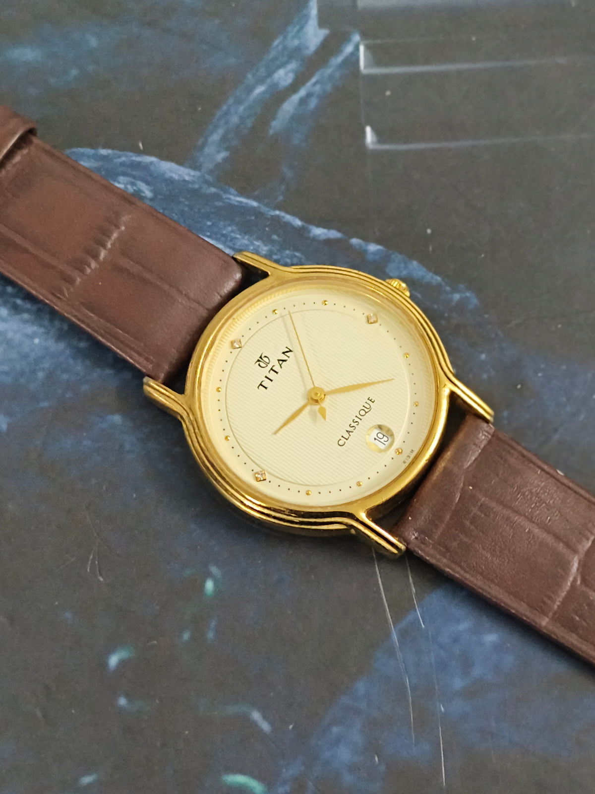 Titan Classique Quartz Pre-loved Watch