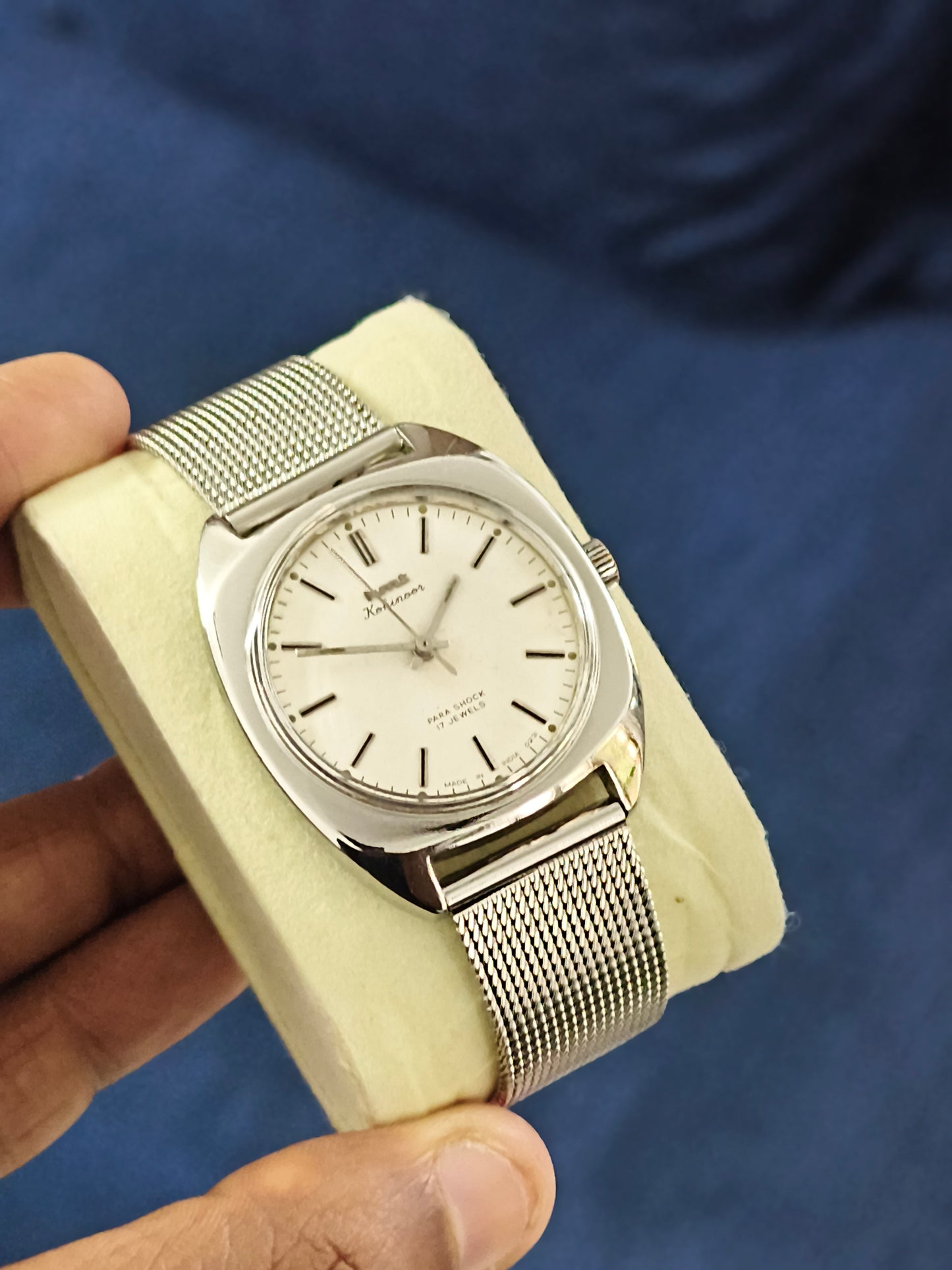 HMT Kohinoor Mechanical Watch with White Dial and Mesh Bracelet