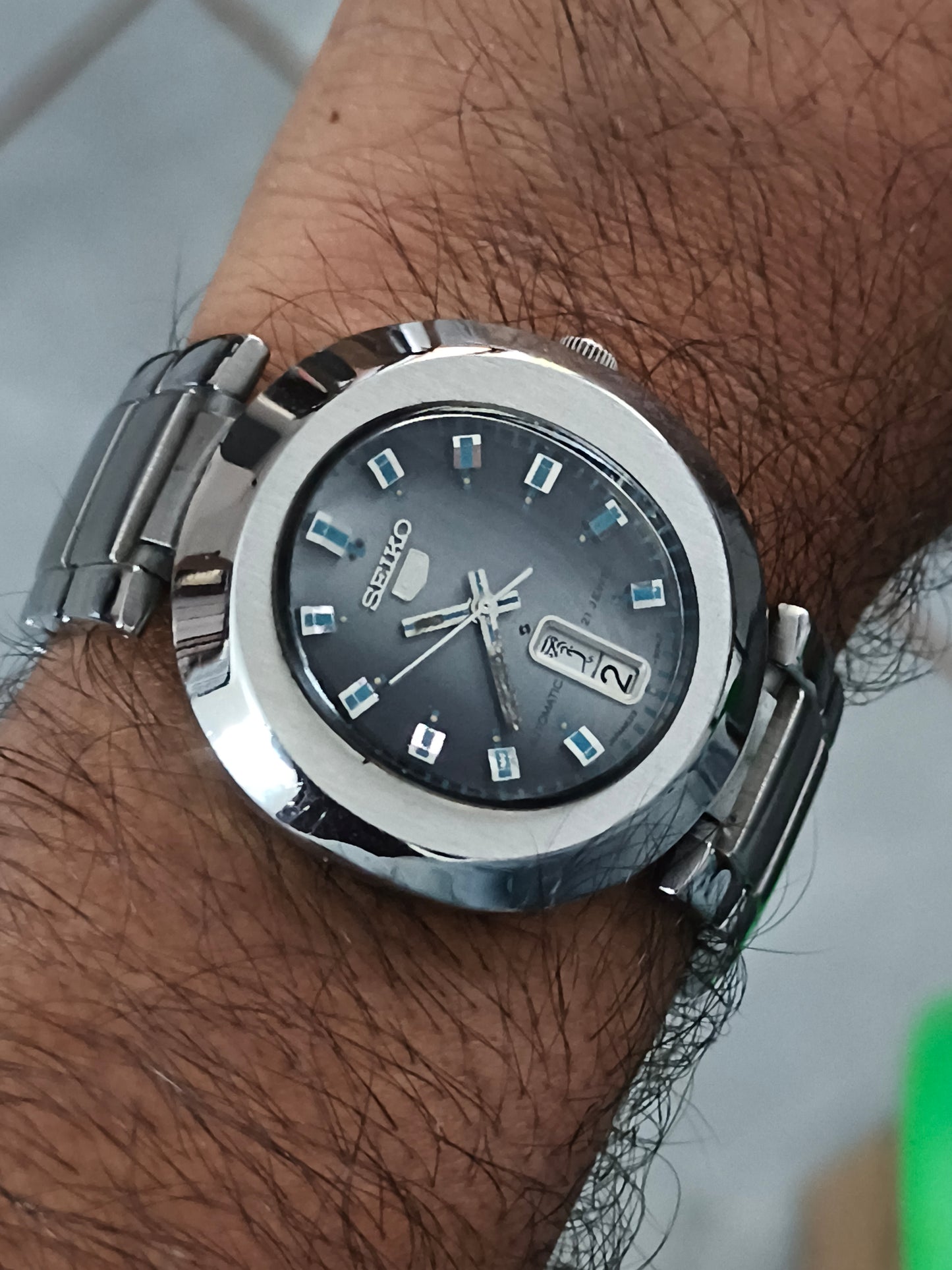 Seiko 5 UFO “Diamatic” Automatic Day Date Vintage Watch