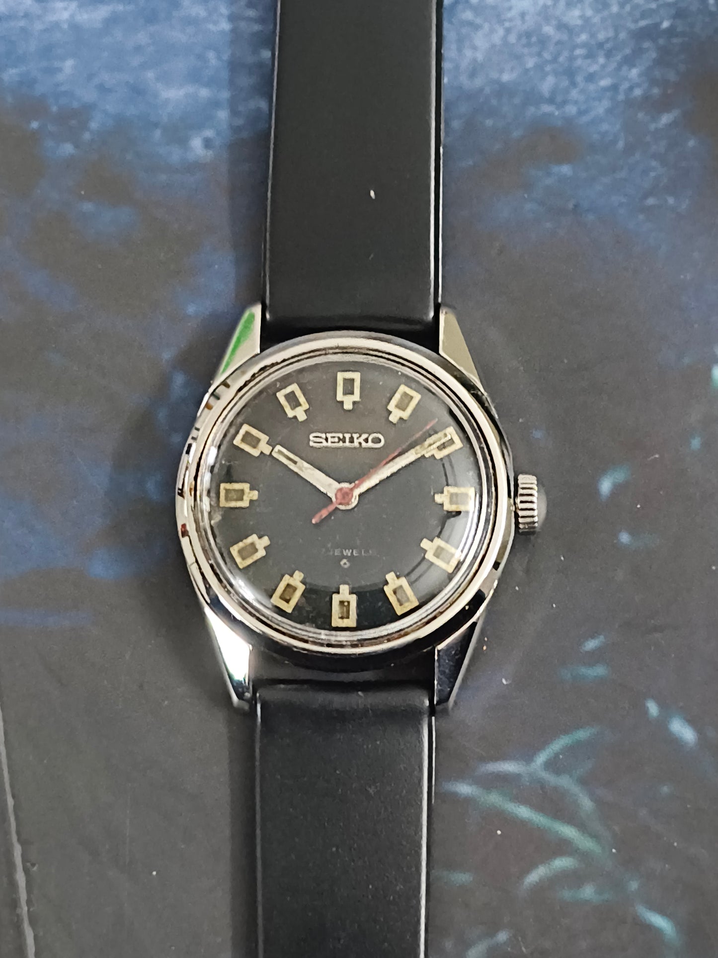 Seiko Vintage "Baby King Seiko" Hand-winding Watch with a Black Dial