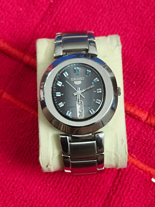 Seiko 5 UFO “Diamatic” Automatic Day Date Vintage Watch