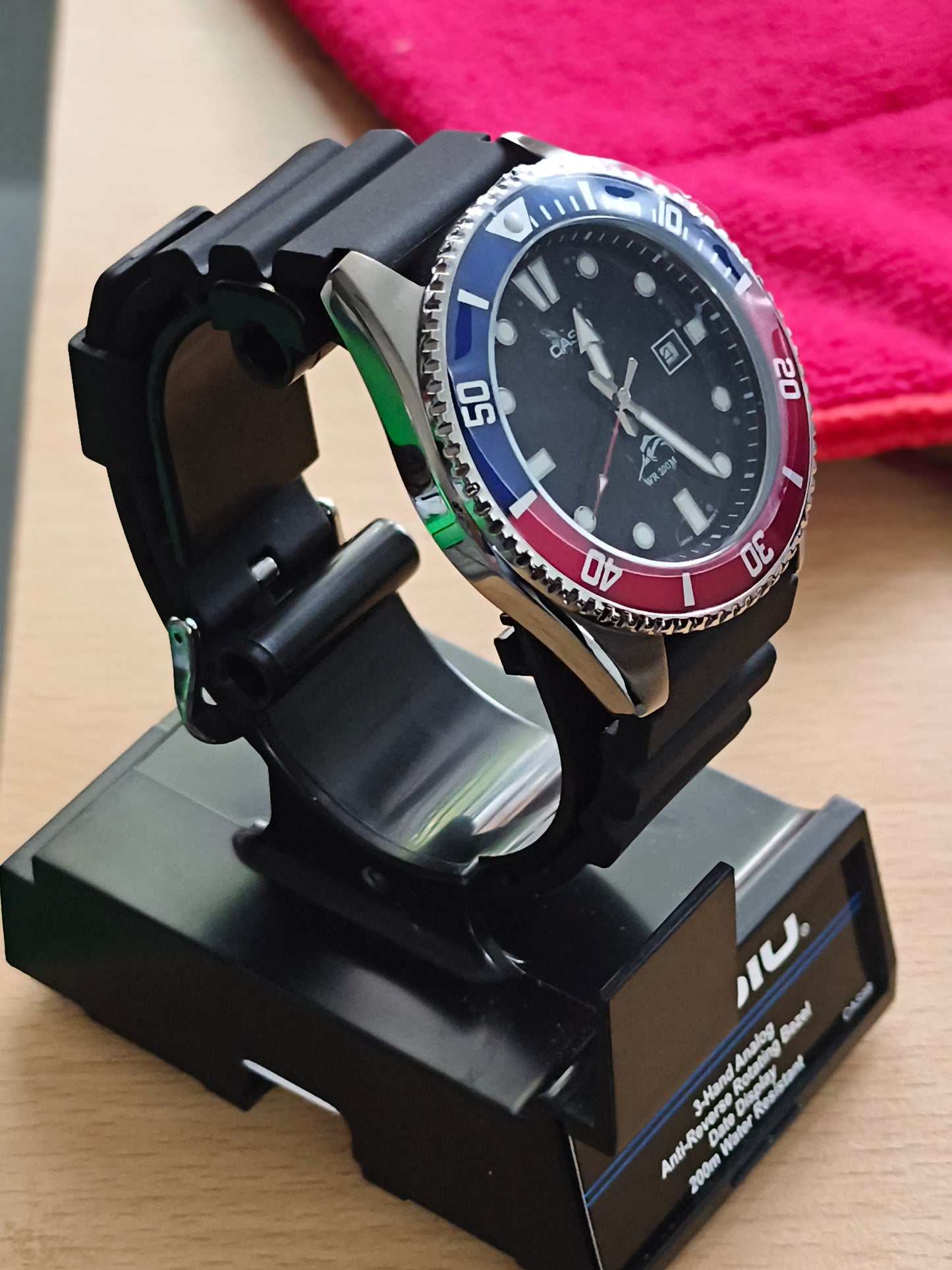 Casio MDV 106 Duro “Marlin” Pepsi (Blue and Red)