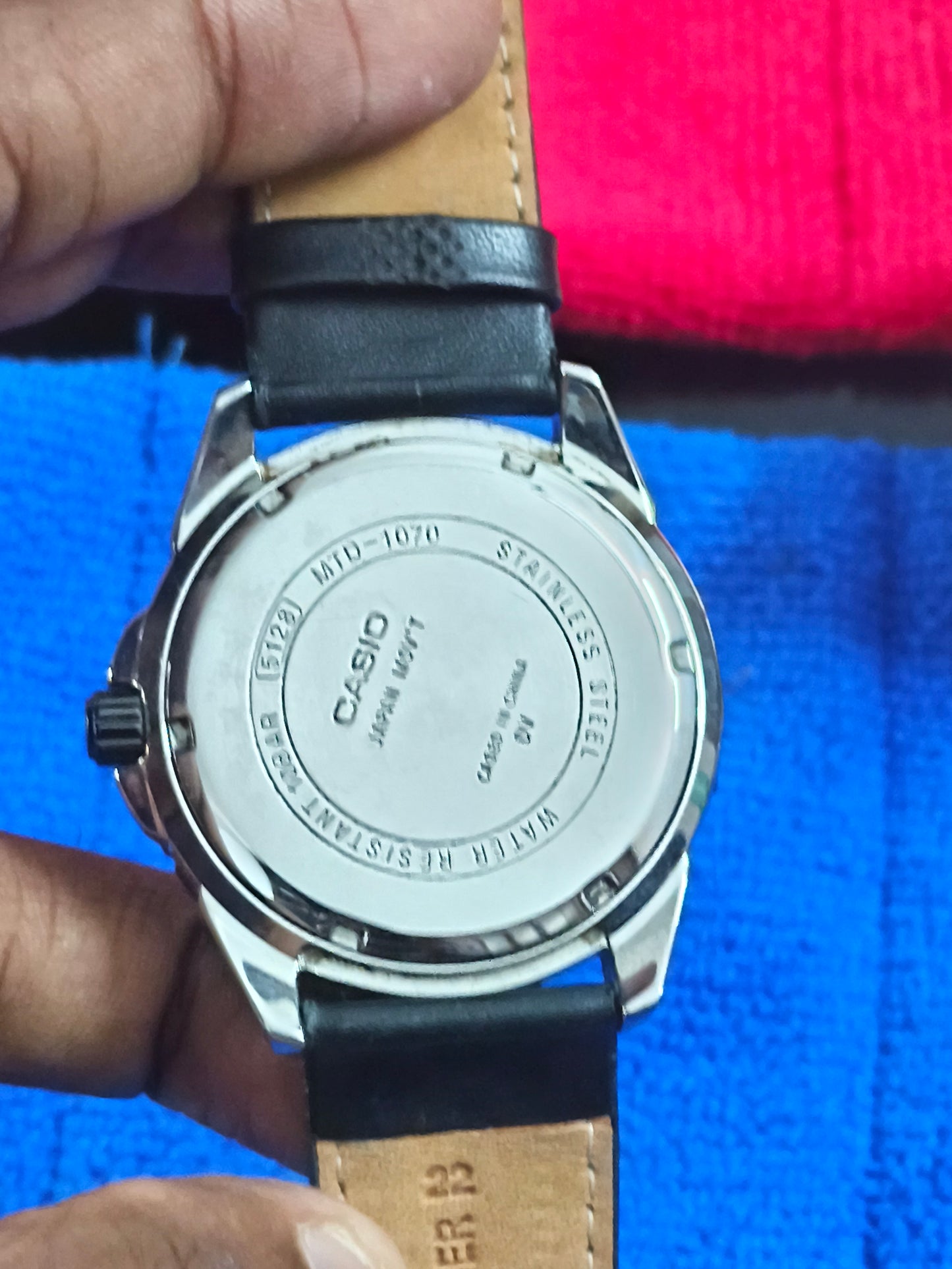 Casio MTD 1070 Neo-vintage Quartz Diver Style Watch with a Black Dial