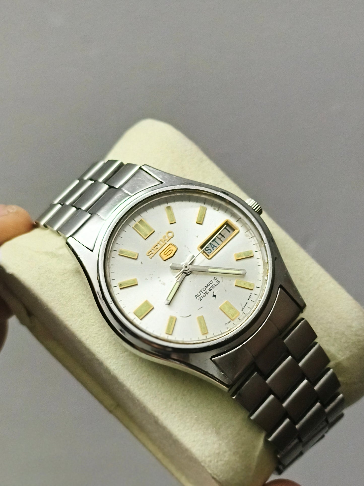 Seiko 5 Automatic Day Date Watch with Silver Toned Dial and Lumed Indices