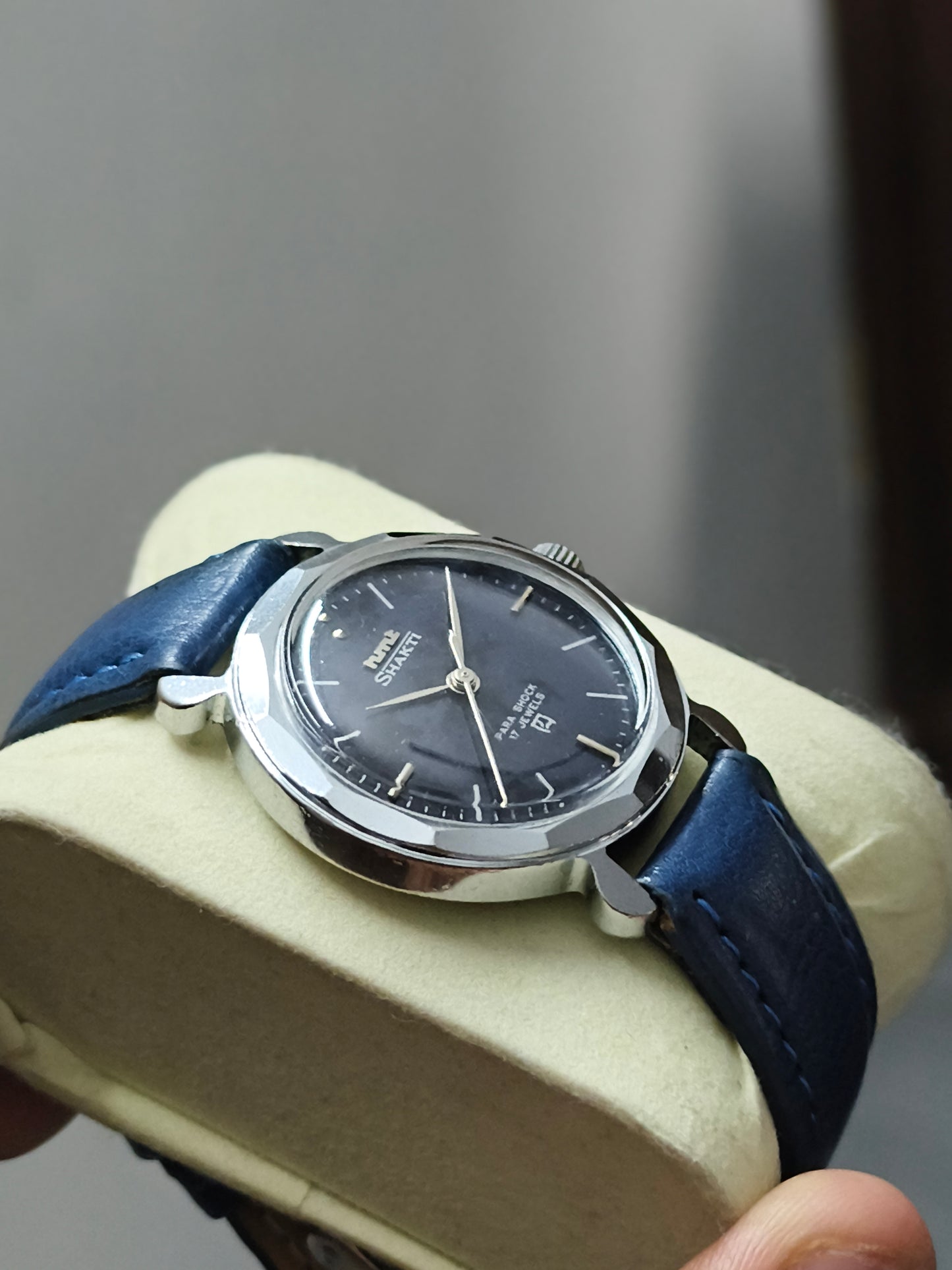 HMT Shakti Hand-wound Mechanical Watch with Facetted Bezel and Teardrop Lugs