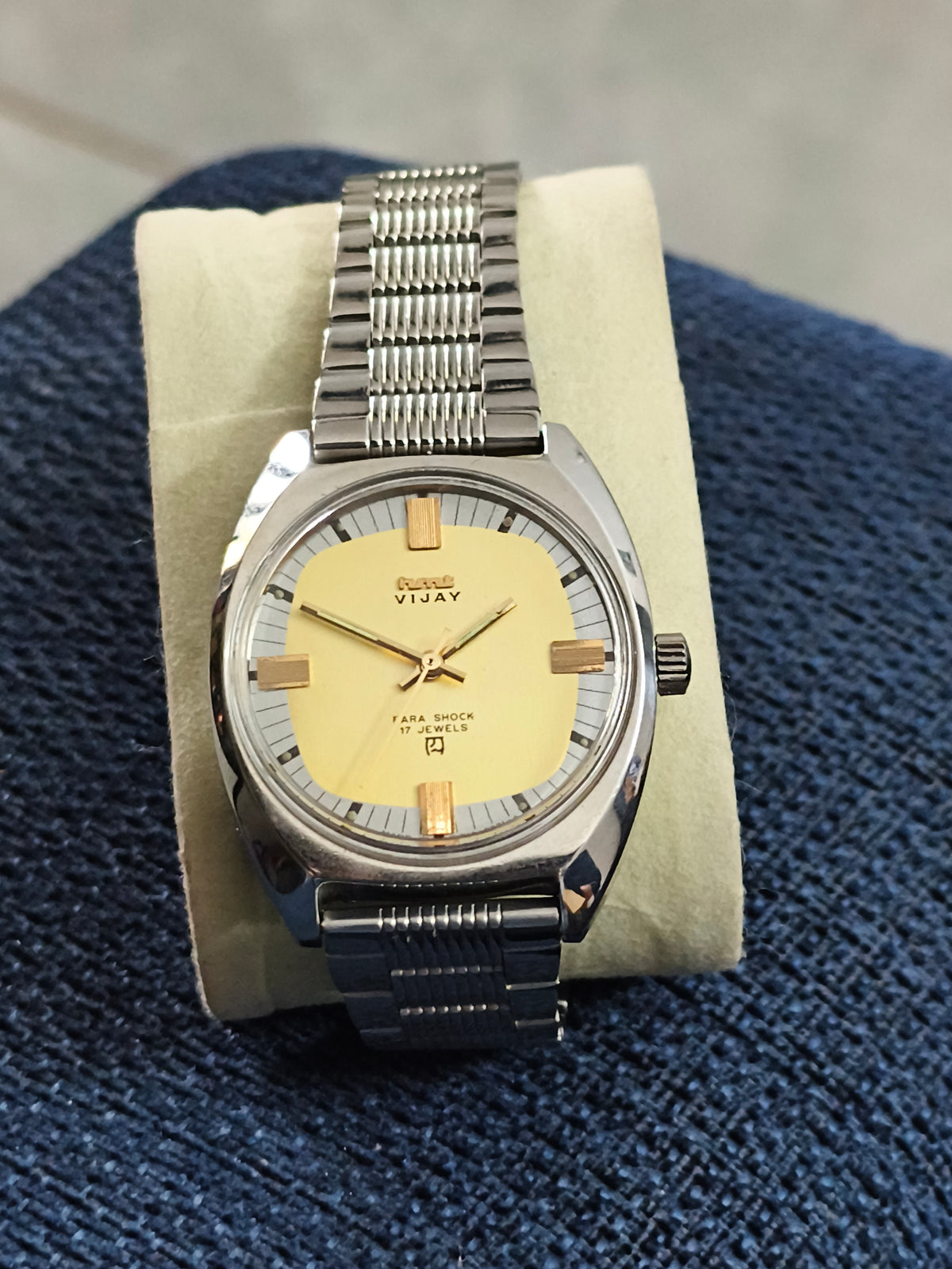 HMT Vijay Hand-wound Neo-Vintage Watch with a Golden Dial, Mint/NOS Condition
