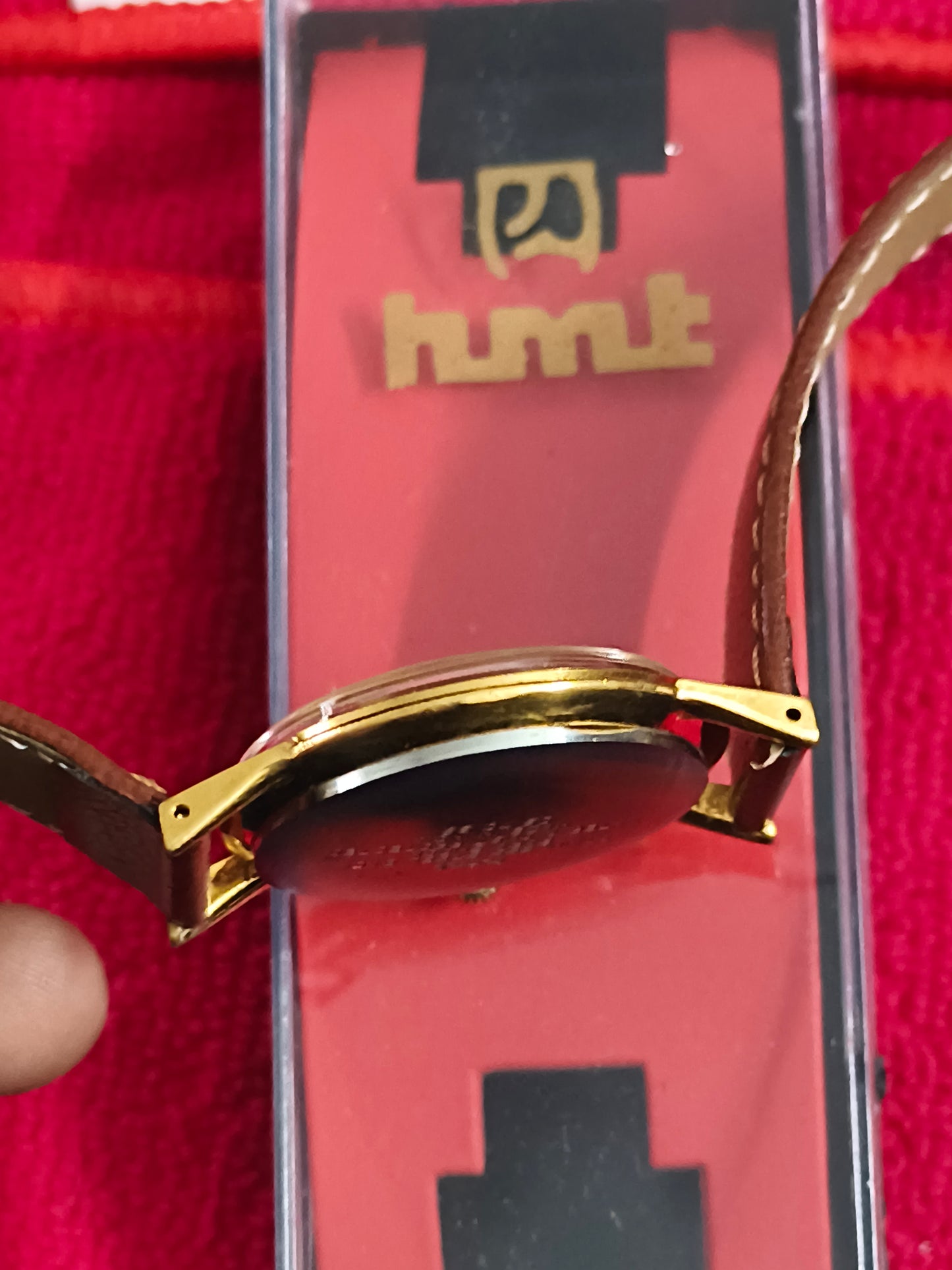 HMT Sona Hand-wound Neo-vintage Watch with a Gold-toned Case and Dial