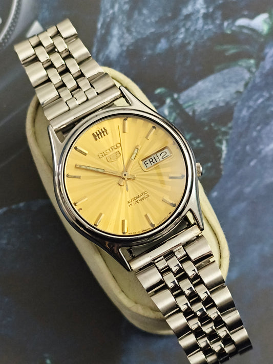Seiko 5 Automatic Vintage Watch with a Golden Sunbeam Pattern Dial