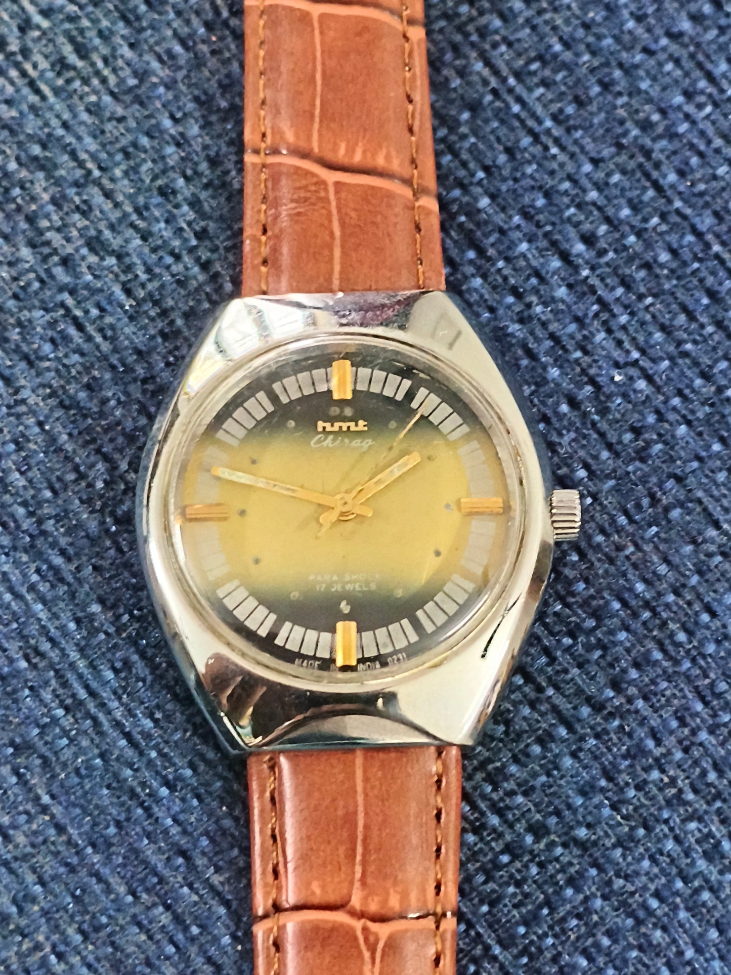HMT Chirag Hand-wound Vintage Watch with a Gradient Dial