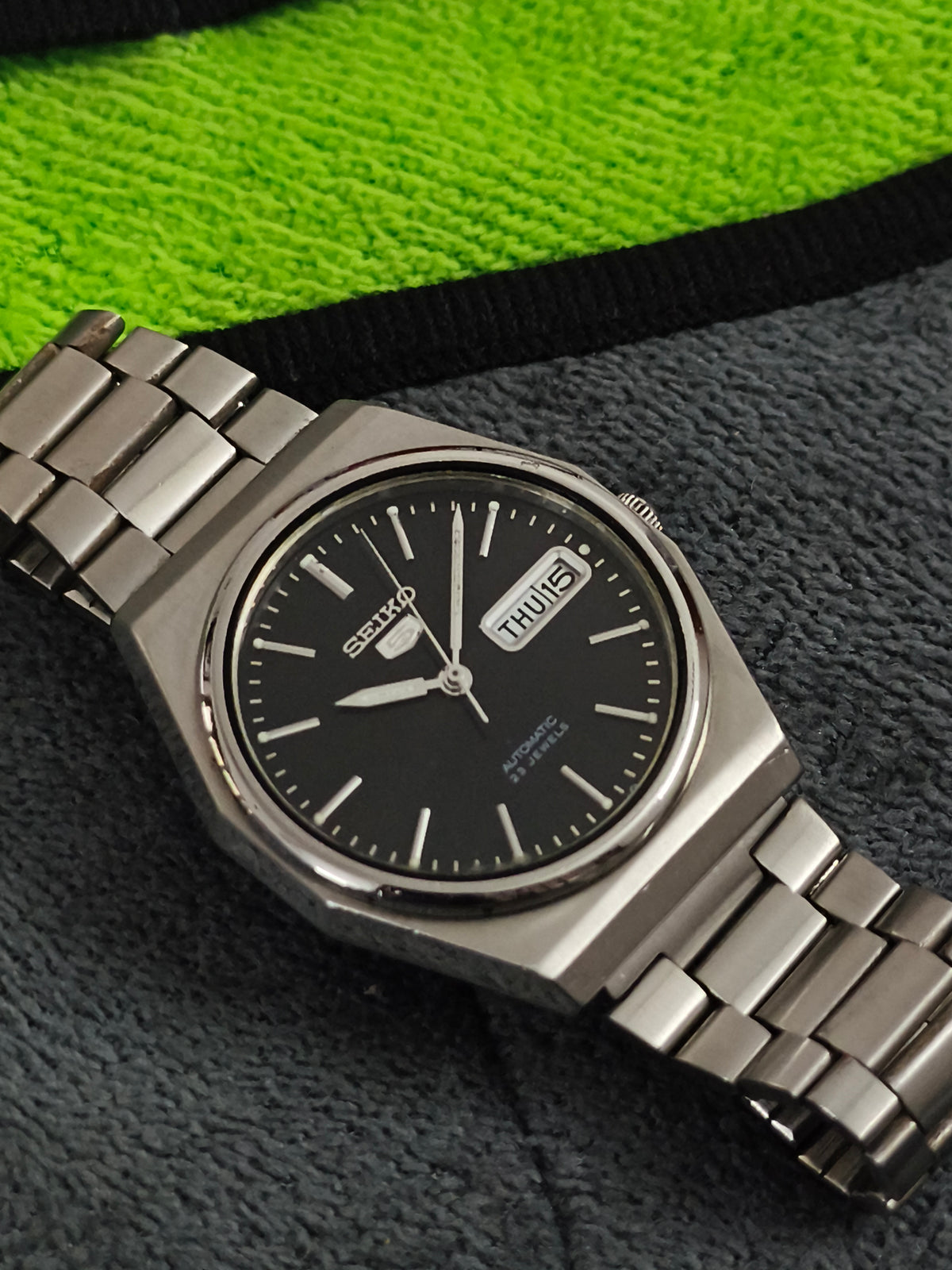 Seiko 5 Vintage Automatic Day Date Watch with a Black Dial and the Cal. 6349 Movement