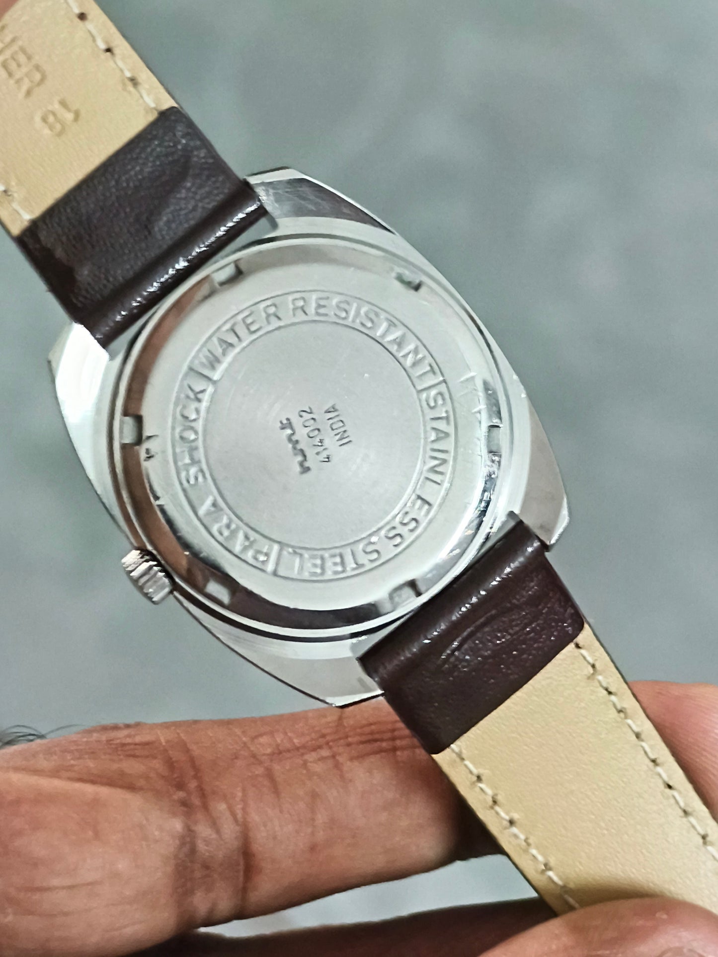 HMT Vijay Mechanical Hand-wound Watch with a Silver-toned Dial