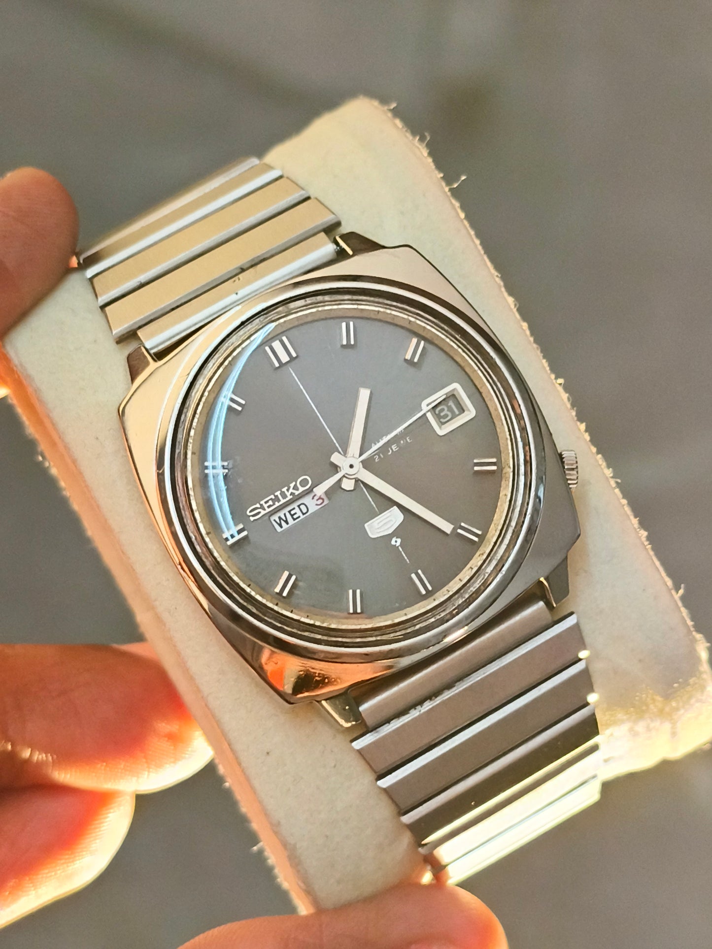 Seiko 5 Automatic Split Day Date Vintage Watch with Black Dial
